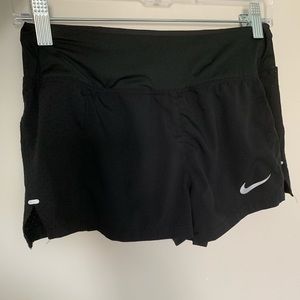 Nike Athletic Shorts (black)